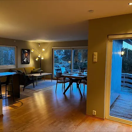 Private Terrace Hideaway 베르겐