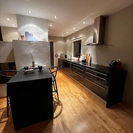 Spacious Close To The Centre Holiday home Bergen